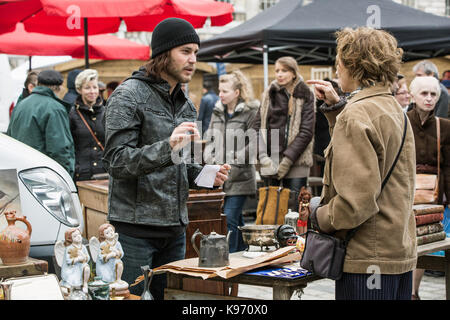 Amerikanische Assassin ist ein upcoming Action Thriller Regie Michael Cuesta auf Vince Flynn's 2010 Roman mit dem gleichen Namen. Es Sterne Dylan O'Brien, Michael Keaton, Sanaa Lathan, Shiva Negar, und Taylor Kitsch. Dieses Foto ist nur für den redaktionellen Gebrauch bestimmt und unterliegen dem Copyright der Film Company und/oder der Fotograf durch den Film oder die Produktion Firma zugewiesen und kann nur reproduziert durch Veröffentlichungen im Zusammenhang mit der Förderung der oben genannten Film. Eine obligatorische Gutschrift auf dem Film Firma ist erforderlich. Der Fotograf sollte auch angerechnet werden, wenn bekannt. Stockfoto