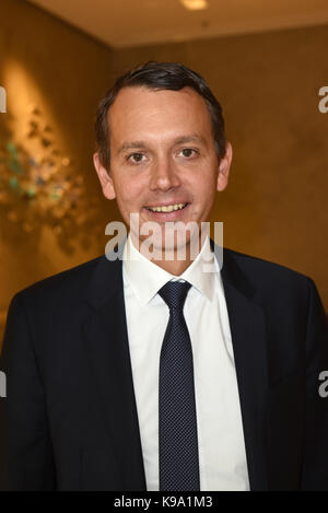 München, Deutschland. 22 Sep, 2017. Christoph Werner, Sohn der Inhaber und Chef der Drogeriemarktkette dm-drogerie, Lächeln in München, Deutschland, 22. September 2017. Credit: Ursula Düren/dpa/Alamy leben Nachrichten Stockfoto