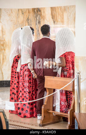 Eritreische Trauung in der Kirche der Seligpreisungen an der nördlichen Küste des Sees Genezareth in Israel. Der traditionelle Ort, wo Jesus gab Stockfoto