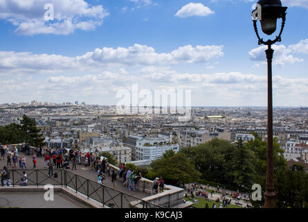 Paris, Frankreich, 24. Juli 2011: Blick auf die Stadt vom Butte Montmartre Stockfoto