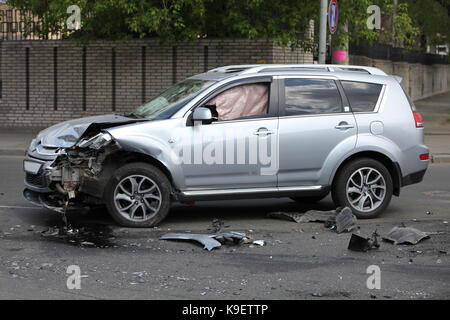 SUV-Auto Unfall eine Nahaufnahme Seitenansicht Stockfoto
