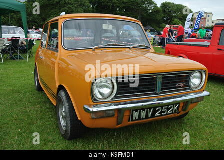 Mini 1275 GT an der Englischen Riviera Classic Car Show 2017, Paignton, Devon, England geparkt Stockfoto