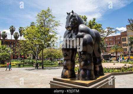 Pferd oder caballo Skulptur, Botero Plaza, Medellin, Kolumbien Stockfoto