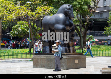 Pferd oder caballo Skulptur, Botero Plaza, Medellin, Kolumbien Stockfoto