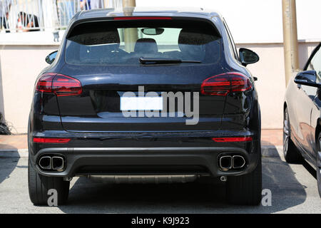 Luxus schwarzen SUV in Monaco Stockfoto