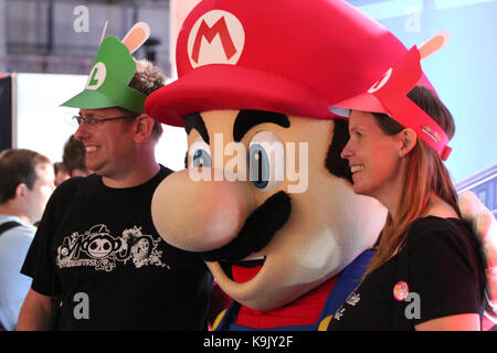 Birmingham, Großbritannien. 23. September 2017. Gamer und Cosplayer vereinen und testen Sie die neuesten Versionen der EGX 2017 Veranstaltung, Birmingham, Vereinigtes Königreich, Credit: Rosanna Marie Saracino/Alamy leben Nachrichten Stockfoto