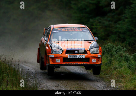 Omagh, Nordirland. 23 Sep, 2017 Jock Armstrong bildete die Reise von Schottland nach Nordirland im Jahr 2017 BushWhacker Rallye zu konkurrieren, und beendete im dritten Platz in seinem Subaru Impreza. Foto von Graham Service Credit: Graham Service/Alamy leben Nachrichten Stockfoto