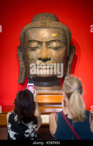 Buddha-Kopf, im Chao Sam Phraya National Museum, Ayuthaya, Thailand Stockfoto