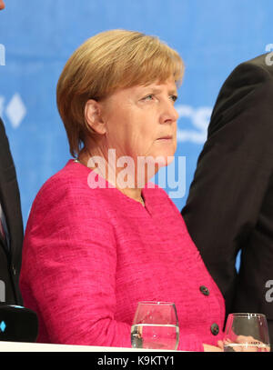 München, Deutschland. 22 Sep, 2017. Die deutsche Bundeskanzlerin Angela Merkel kam in München zu sprechen. Es ist die letzte große Kundgebung der CSU vor der Wahl am Sonntag. Credit: Alexander Pohl/Pacific Press/Alamy leben Nachrichten Stockfoto