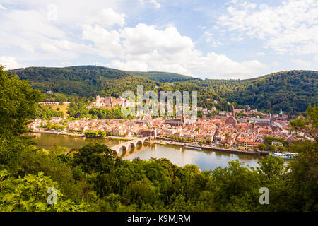 Deutschland, Baden-Württemberg, Heidelberg, Stadtansicht, Blick vom Philosophenweg, das Heidelberger Schloss, Fluss Neckar, Alte Brücke Stockfoto