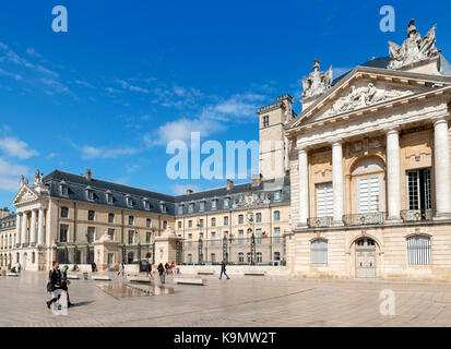 Dijon, Frankreich. Palast der Herzöge von Burgunady, Gehäuse das Musée des Beaux Arts, Place de la Liberation, Dijon, Côte-d'Or, Burgund, Frankreich Stockfoto