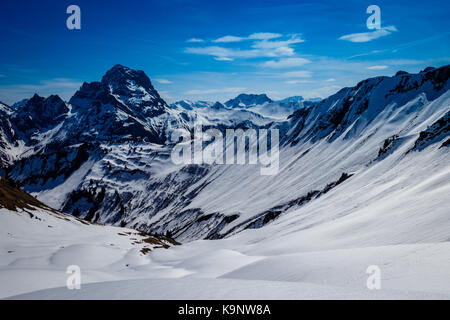 Skitouren auf dem Gemstelpass in Österreich Stockfoto