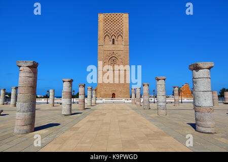 Die unvollendeten Hassan-turm in Rabat, Marokko ist eine unvollendete Minarett der Moschee begonnen von Sultan Yaqub al-Mansur im 12 entury aber nie Fini Stockfoto