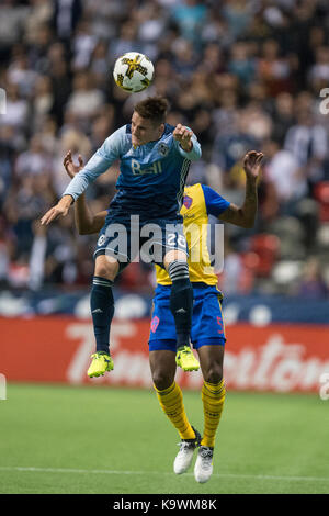 Vancouver, Kanada. 23. September 2017. Jake Nerwinski (28) von Vancouver Whitecaps, Position der Kugel. Final Score Vancouver 2-1. Vancouver Whitecaps vs Colorado Rapids, BC Place Stadium. © Gerry Rousseau/Alamy leben Nachrichten Stockfoto