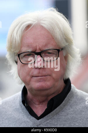 Karlsruhe, Deutschland. 24 Sep, 2017. Portrait, Portraet, Portrat, Kopf Winfried Schaefer. GES/Fussball/3. Liga: Karlsruher SC - FC Rot-Weiß Erfurt, 24.09.2017 - Fußball 3. Division: Karlsruher SC vs RW Erfurt, 24. September 2017 ------ | Verwendung weltweit Quelle: dpa/Alamy leben Nachrichten Stockfoto