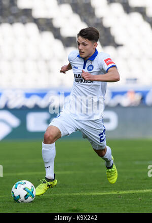 Karlsruhe, Deutschland. 24 Sep, 2017. Florent Muslija (KSC) Einzelaktion, Freisteller. GES/Fussball/3. Liga: Karlsruher SC - FC Rot-Weiß Erfurt, 24.09.2017 - Fußball 3. Division: Karlsruher SC vs RW Erfurt, 24. September 2017 ------ | Verwendung weltweit Quelle: dpa/Alamy leben Nachrichten Stockfoto
