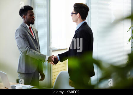 Erfolgreicher Abschluss der Verhandlungen Stockfoto