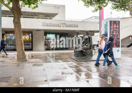 Außenansicht des Royal National Theatre, South Bank, London, England, GB, UK. Stockfoto