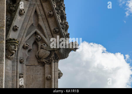 Grotesk an der Wall der Hl. Jungfrau Maria Kirche in Oxford Stockfoto