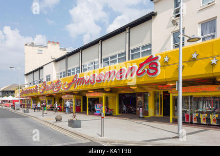 Fröhlichkeit Spielhalle, Pier Avenue, Clacton-on-Sea, Essex, England, Vereinigtes Königreich Stockfoto