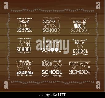 Jahrgang zurück in die Schule. Holz- Hintergrund, Typografie Stock Vektor