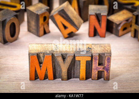 Mythos word Abstract in Vintage buchdruck Holz Art Klischees Stockfoto