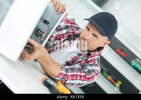 Ingenieur Demontage cpu Double Exposure Stockfoto