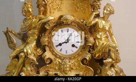 Alte vintage brass Pendeluhr. Vintage gold Watch Stockfoto