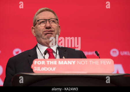 Der Generalsekretär der Gewerkschaft Unite, Len McCluskey Adressen der Labour Party jährliche Konferenz an der Brighton Centre, Brighton. Stockfoto