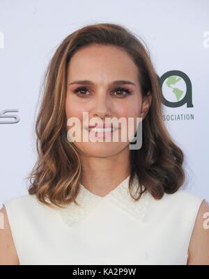 Santa Monica, CA. 23 Sep, 2017. Natalie Portman bei der Ankunft für 27. jährlichen Environmental Media Association (EMA) Auszeichnungen, Barker Hangar, Santa Monica, CA 23. September 2017. Credit: Elizabeth Goodenough/Everett Collection/Alamy leben Nachrichten Stockfoto