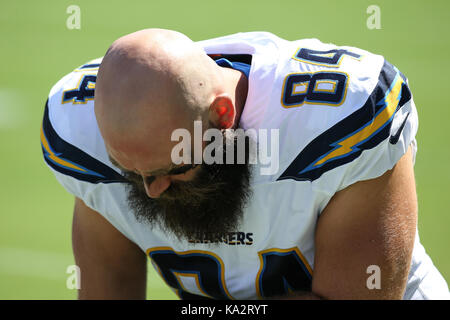 Carson, Ca. 24 Sep, 2017. Los Angeles Ladegeräte tight end Sean McGrath #84 Schale vor dem NFL Kansas City Chiefs Los Angeles Ladegeräte bei Stubhub Center in Carson vs, Ca am 24. September 2017. (Absolut komplette Fotograf & Company Credit: Jevone Moore/MarinMedia.org/Cal Sport Media (Netzwerk Fernsehen wenden Sie sich bitte an den zuständigen Vertriebsmitarbeiter für das Fernsehen. Credit: Csm/Alamy leben Nachrichten Stockfoto