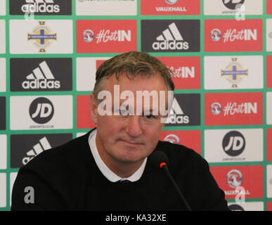 Belfast, Irland. 25 Sep, 2017. Nationale Fußball-Stadion im Windsor Park von Belfast Nordirland, Irland. 25 Sep, 2017. Nordirland Manager Michael O'Neill nannte seine Mannschaft heute für die kommenden WM-Qualifikationsspiele gegen Deutschland (05.10.17) und Norwegen (08/10/17). Es wurden zwei neue Spieler in der Gruppe genannt - Jordanien Jones (Kilmarnock) und George Saville (millwall). Quelle: David Hunter/Alamy leben Nachrichten Stockfoto