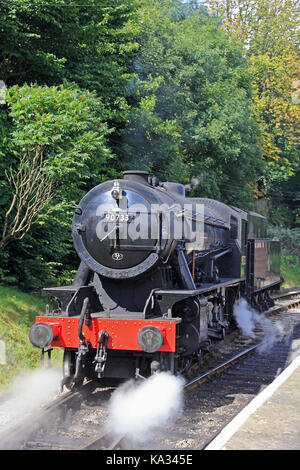 WD Sparmaßnahmen 2-8-0 90733 Dampflokomotive Oxenhope Station auf Keighley & Worth Valley Railway Stockfoto