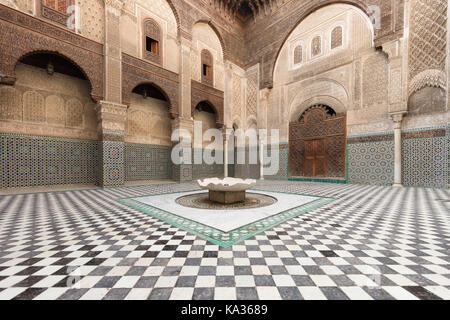 Die Al-Attarine Madrasa oder Medersa al-Attarine, Fes, Marokko Stockfoto