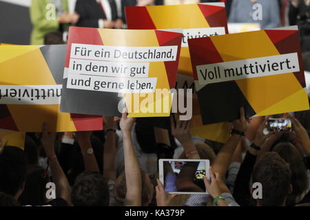 Berlin, Deutschland. September 2017. Wahlabend der CDU zur Bundestagswahl 2017 im Konrad-Adenauer-Haus in Berlin. Die Bundestagswahl 2017 ist die Wahl zum 19. Deutschen Bundestag. Quelle: Simone Kuhlmey/Pacific Press/Alamy Live News Stockfoto