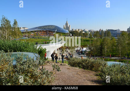 Moskau, Russland - 23. September. 2017. Zaryadye - neue Landschaften, Architektur, Park. Stockfoto