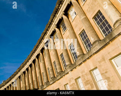 Abschnitt des Georgischen Meisterwerk der Royal Crescent in Bath, Somerset, England, UK. Stockfoto