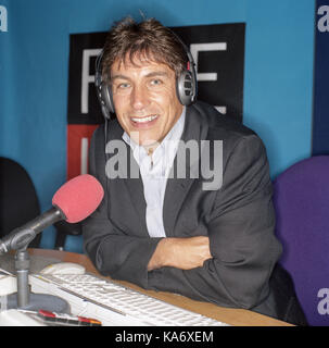 John Inverdale fotografiert bei der BBC Five Live Studio Stockfoto