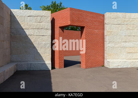 Álvaro Siza arbeiten die Promenade mit "offene Räume" auf dem Vitra Campus, Weil am Rhein, Deutschland. Stockfoto