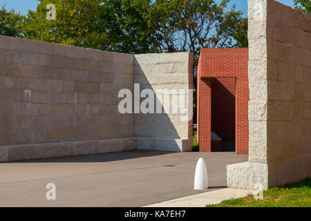 Álvaro Siza arbeiten die Promenade mit "offene Räume" auf dem Vitra Campus, Weil am Rhein, Deutschland. Stockfoto