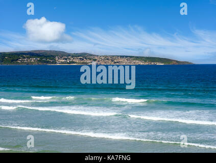 Gwithian Beach, in der Nähe von Gwithian, Blick auf St. Ives, die Bucht von St Ives, Cornwall, England, Großbritannien Stockfoto