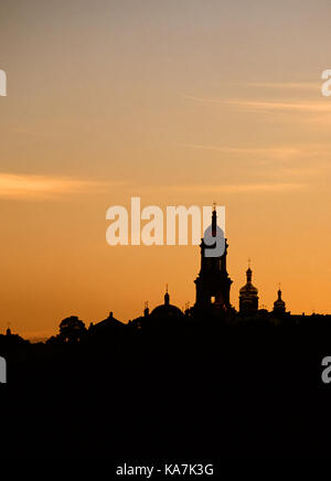 Goldene Kuppeln der Dormition Kathedrale, Höhlenkloster von Kiew, Kiew, Ukraine. Stockfoto