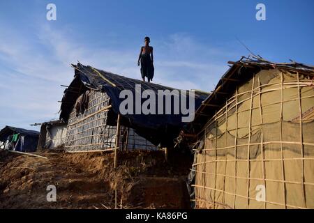 Coz's Bazar, Bangladesch. 25 Sep, 2017. Das tägliche Leben der muslimischen Rohingyas an Thangakhali camp in Ukihya, Coz's Bazar, Bangladesch. Credit: SK Hasan Ali/Alamy leben Nachrichten Stockfoto