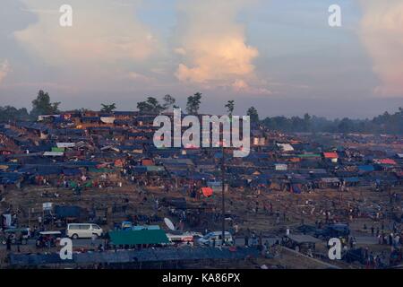 Coz's Bazar, Bangladesch. 25 Sep, 2017. Das tägliche Leben der muslimischen Rohingyas an Thangakhali camp in Ukihya, Coz's Bazar, Bangladesch. Credit: SK Hasan Ali/Alamy leben Nachrichten Stockfoto