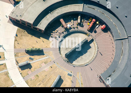 Toronto, Kanada - August 2,2015: Blick auf Toronto Railway Museum von der Spitze des CN Tower, der an einem sonnigen Tag. Stockfoto