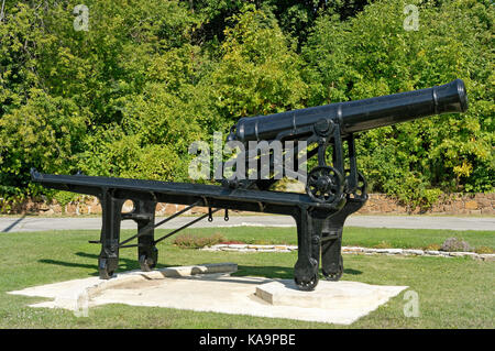 Britische Kanone aus dem 19. Jahrhundert mit Recoil Schlitten an der Stewart Museum oder Musee Stewart im Parc Jean-Drapeau Park, St. Helen's Island Montreal, Que Stockfoto