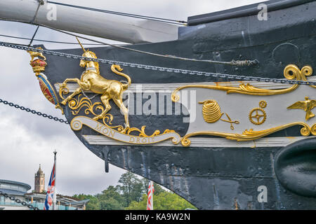 BRISTOL ENGLAND STADTZENTRUM UND HAFEN AUF DEM FLUSS AVON an HOTWELLS DOCKSIDE DER WESTLICHEN DOCKYARD BUG DER SS Great Britain und königlichen WAPPEN Stockfoto