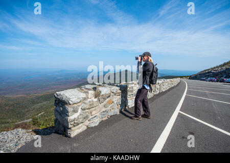 Blick auf Whiteface Veterans Memorial Highway Stockfoto