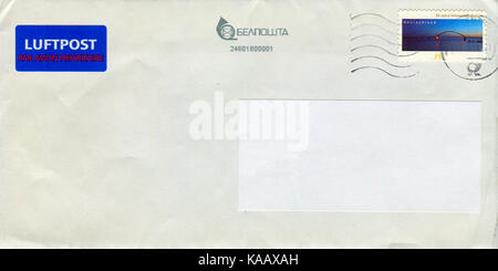 GOMEL, BELARUS - 12. AUGUST 2017: Alte Kuvert, das von Deutschland nach Gomel, Belarus, 12. August 2017 versendet wurde. Stockfoto