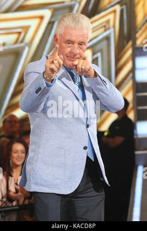 Celebrity Big Brother Finale 2017 im Big Brother Haus mit: Derek Acorah Wo: in Borehamwood, Großbritannien Wann: 25. Aug. 2017 Credit: Lia Toby/WENN.com gehalten Stockfoto